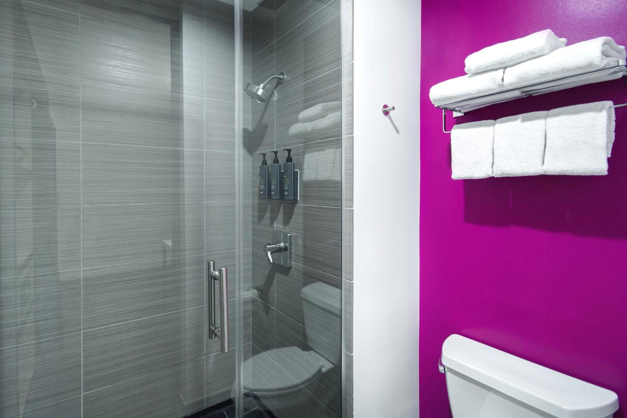 Aloft Downtown - Bricktown 4*