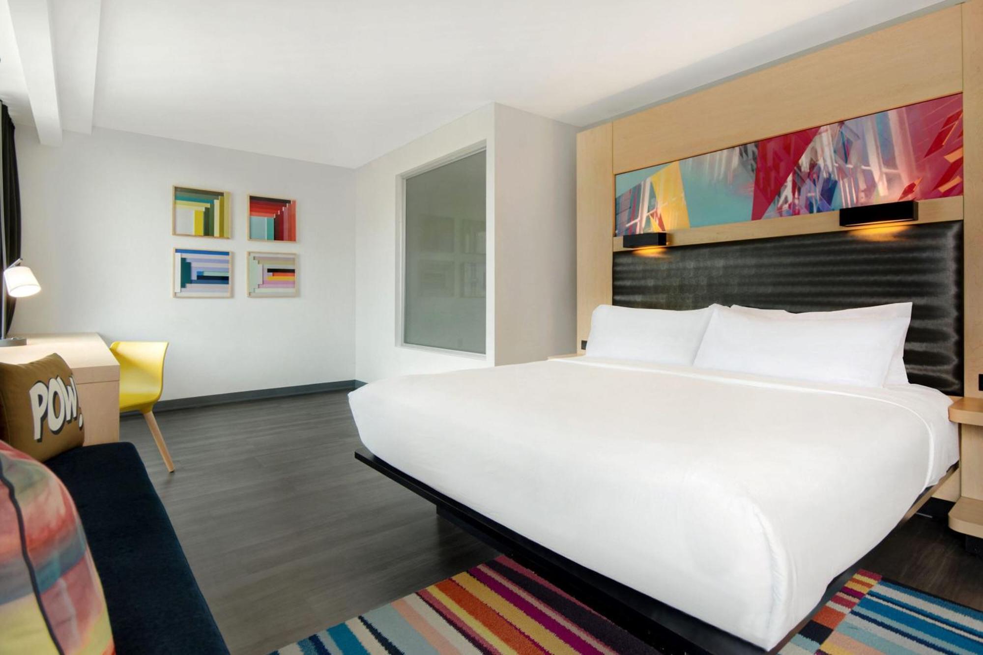 Aloft Downtown - Bricktown Hotel
